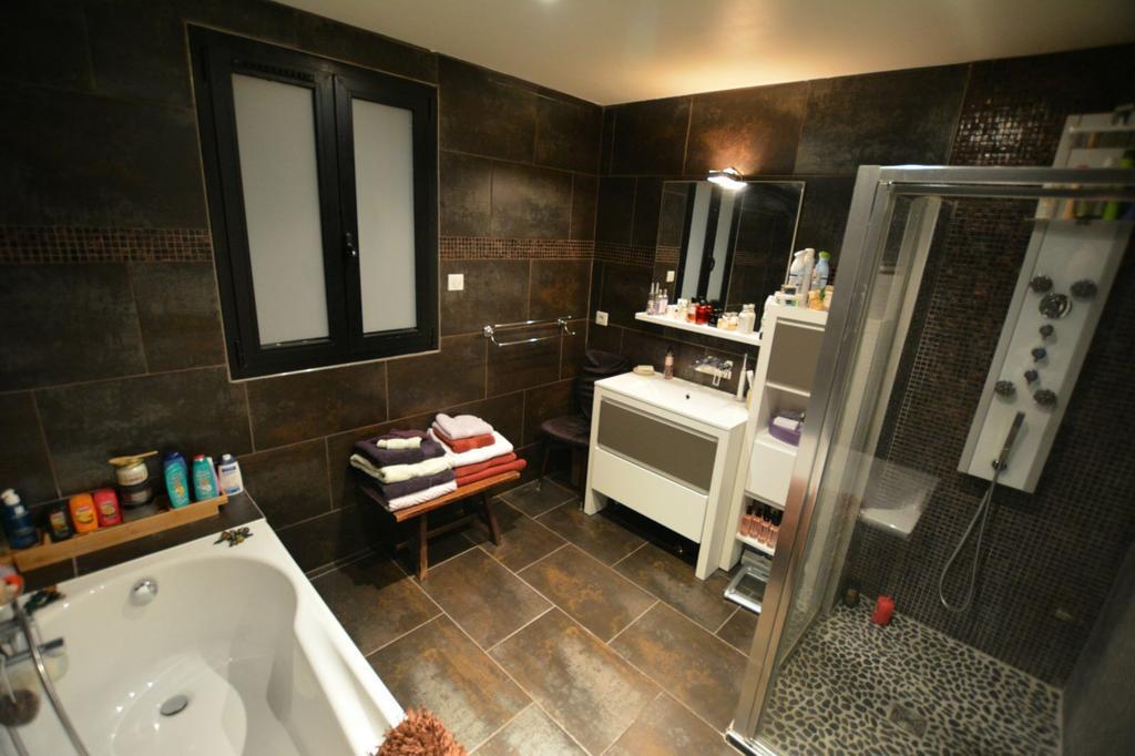 Maison D'Hotes Les Coudreaux Rueil-Malmaison Luaran gambar
